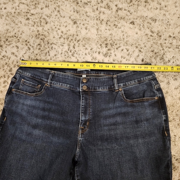Lane Bryant SZ 24P Hi Rise Boot Cut Flex Waistband Med Wash Tight Tummy Jeans - Picture 6 of 11